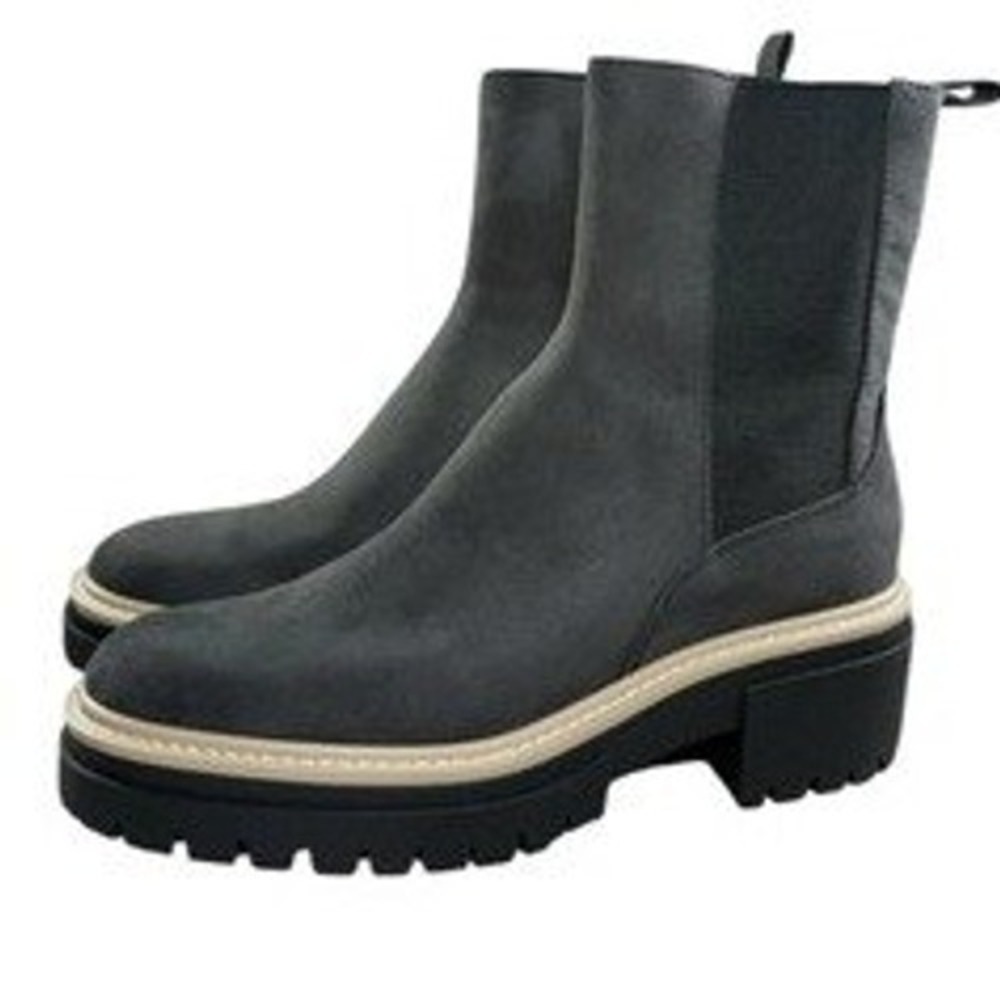 Open Edit Chunky Platform‎ Mya Lug Sole Women's Size 7.5 Chelsea Suede Boots